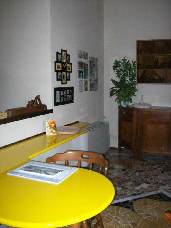 Vanzaghello La Bottega Del Falegname מראה חיצוני תמונה
